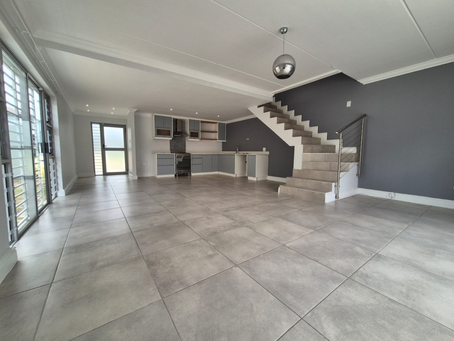 To Let 3 Bedroom Property for Rent in Langeberg Heights Western Cape